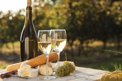 Tinh hoa nước Pháp trong từng giọt vang – Món quà tri ân thầy cô ngày 20/11